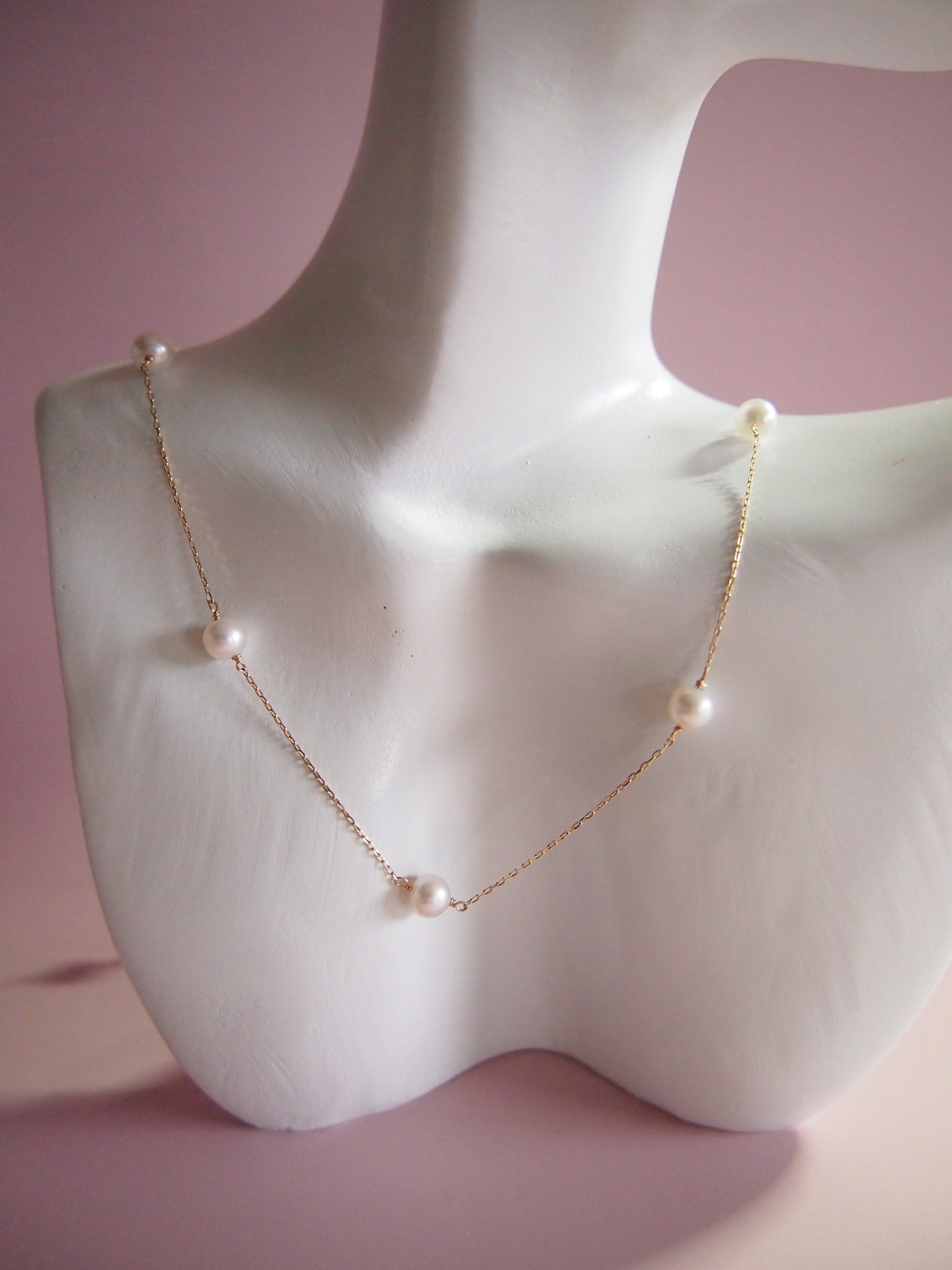 Something BLUE_ Station Necklace Baby Pearl_WHT K10