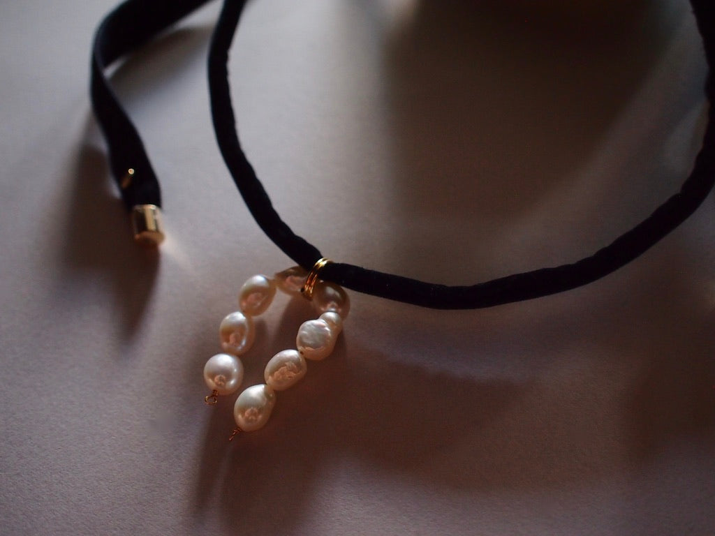 &RINA U Pearl Ribbon Choker