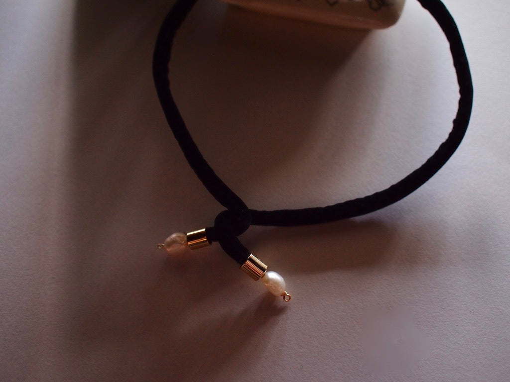 &RINA Side Pearl Ribbon Choker_BLK