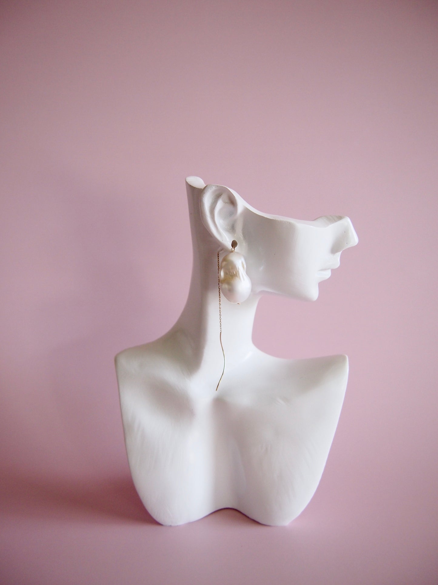 Something BLUE_ Wave long earrings _Baroque Pearl_WHT / Happy Blue K10