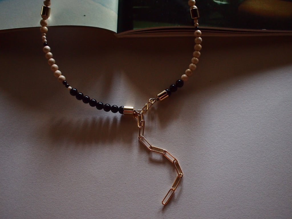 &RINA Stone Wire Necklace_Ivory