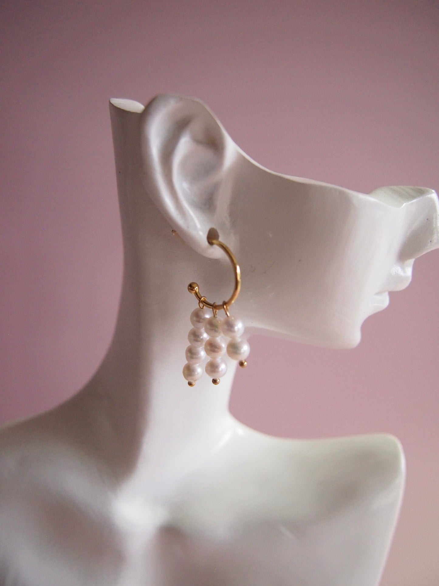 Something BLUE_Pearl Fringe Hoop Earrings_ WHT / Happy Blue