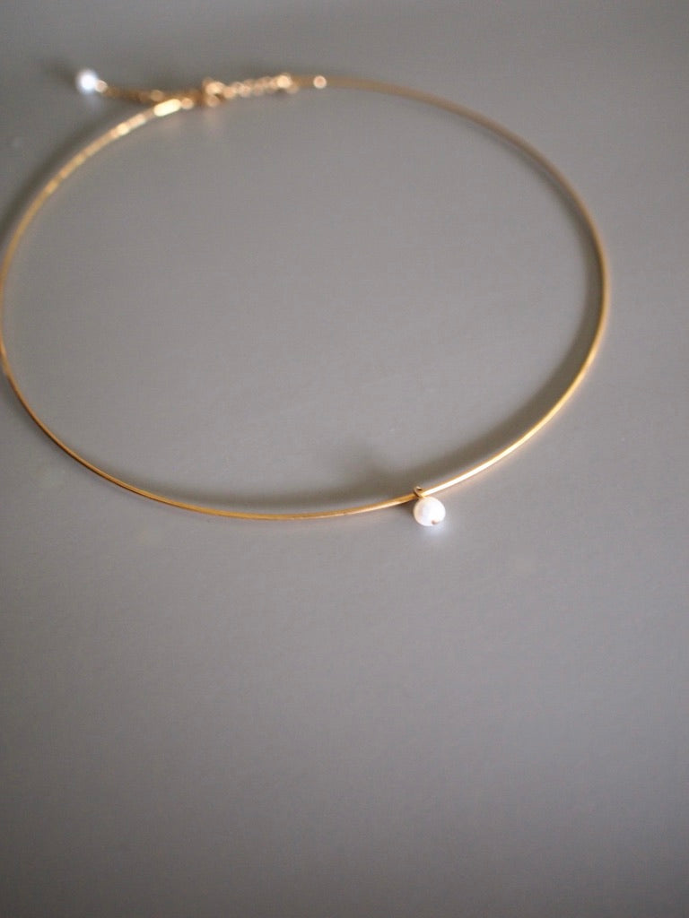 Daily Luxe_ baby pearl wire necklace_Gold
