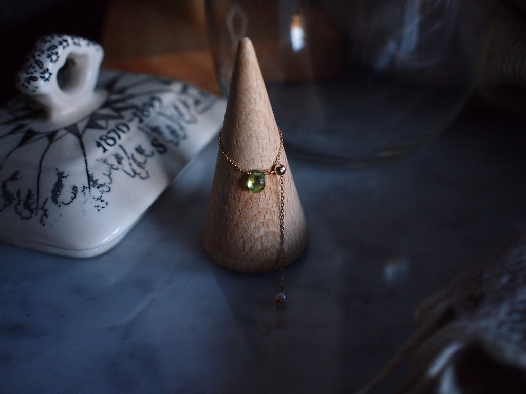 10K DROP CHAIN RING / PERIDOT