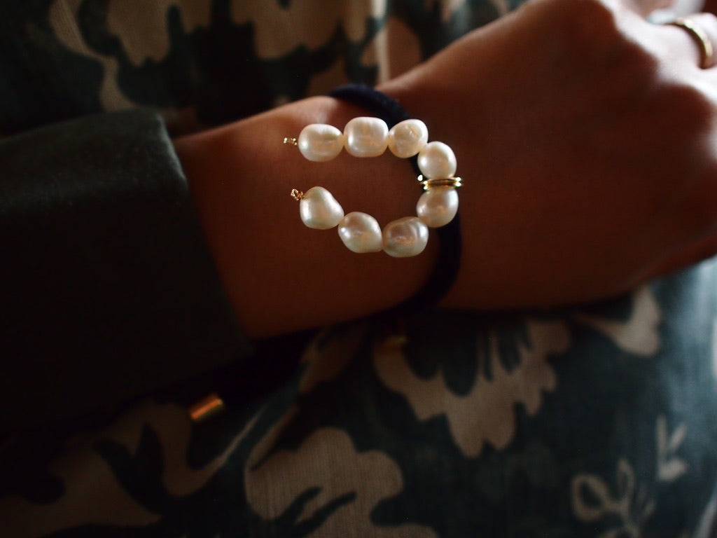 &RINA U Pearl Ribbon Bracelet