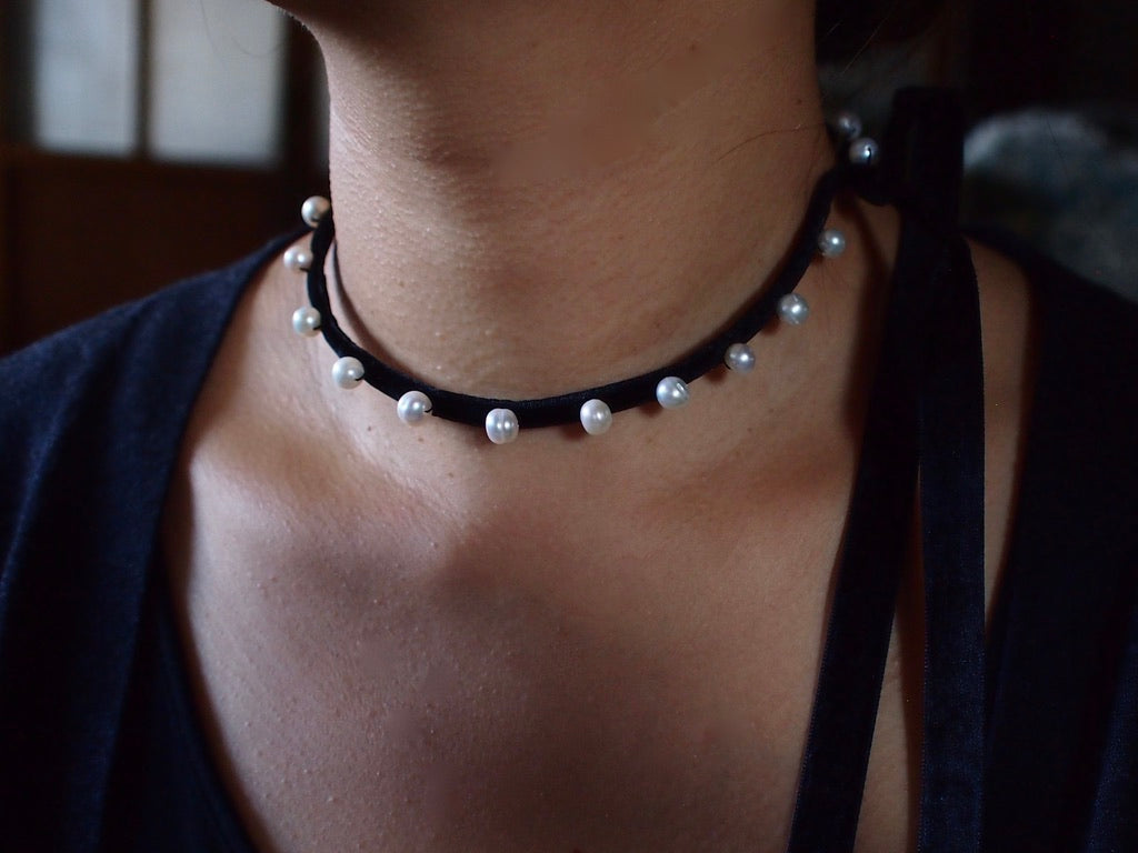 &RINA dots Pearl Ribbon Choker_BLK