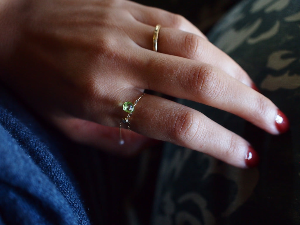 10K DROP CHAIN RING / PERIDOT
