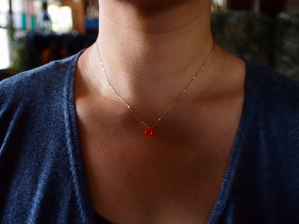 10K NUDE STONE NECKLACE / Carnelian cut