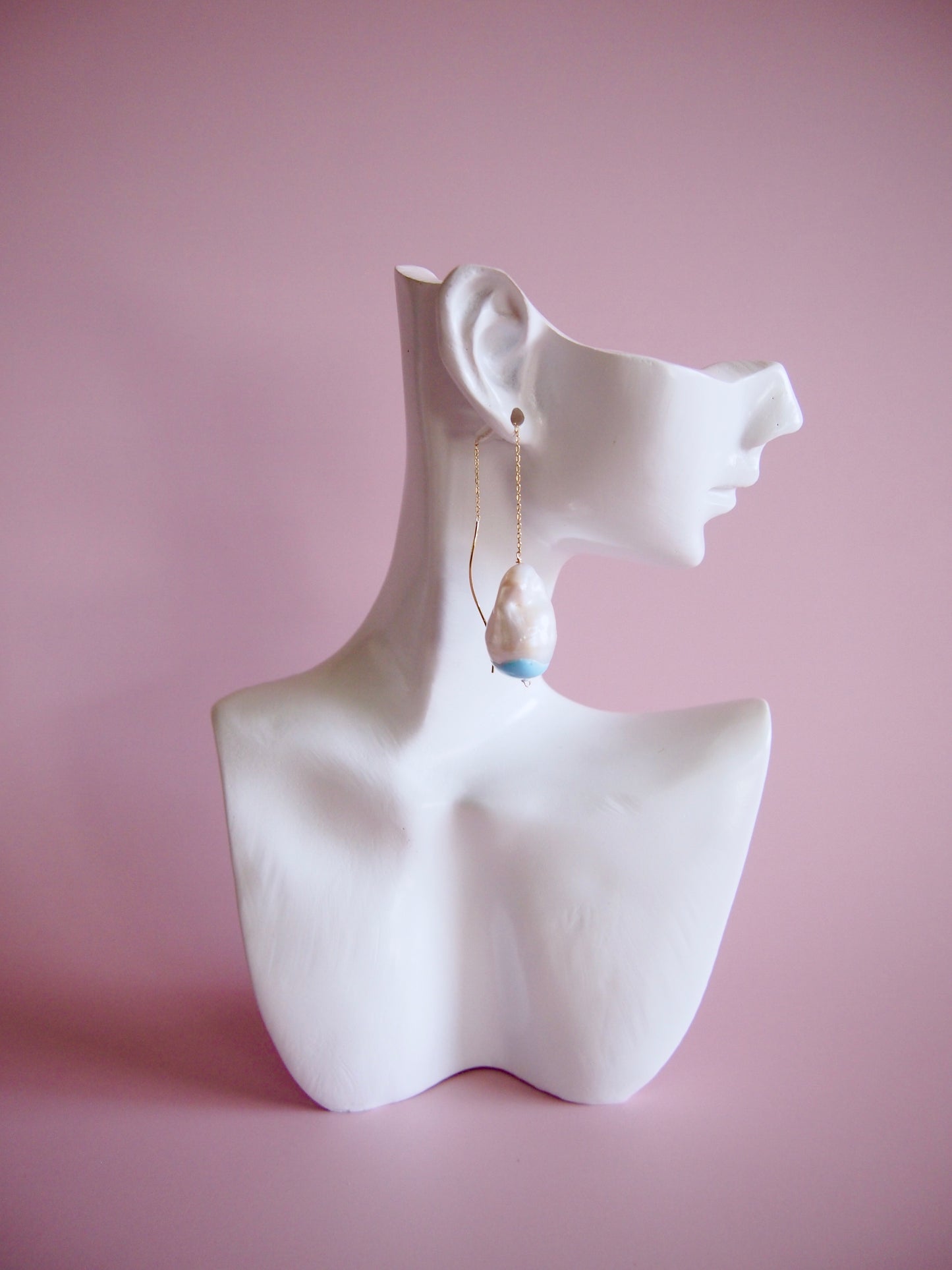 Something BLUE_ Wave long earrings _Baroque Pearl_WHT / Happy Blue K10
