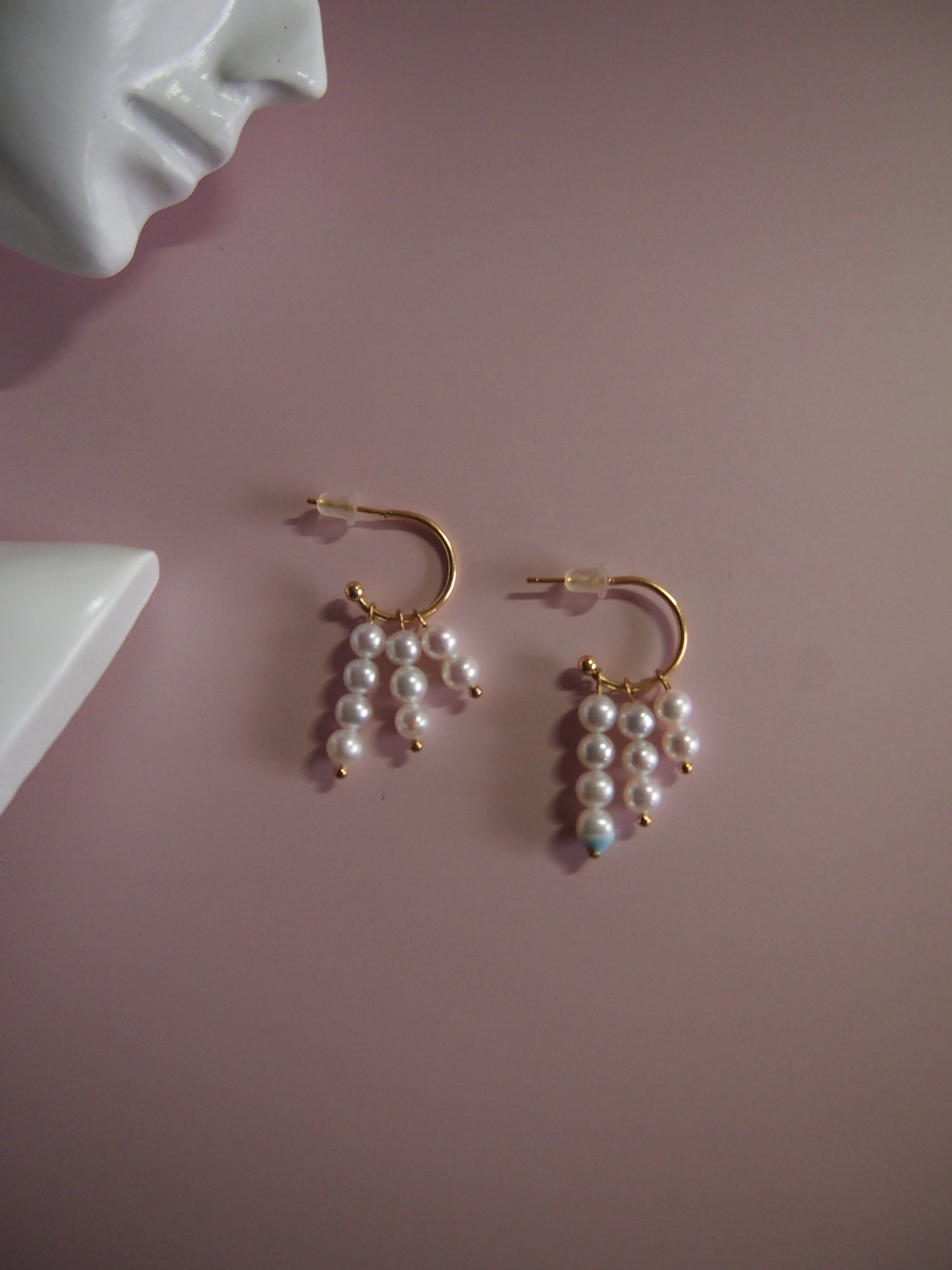 Something BLUE_Pearl Fringe Hoop Earrings_ WHT / Happy Blue