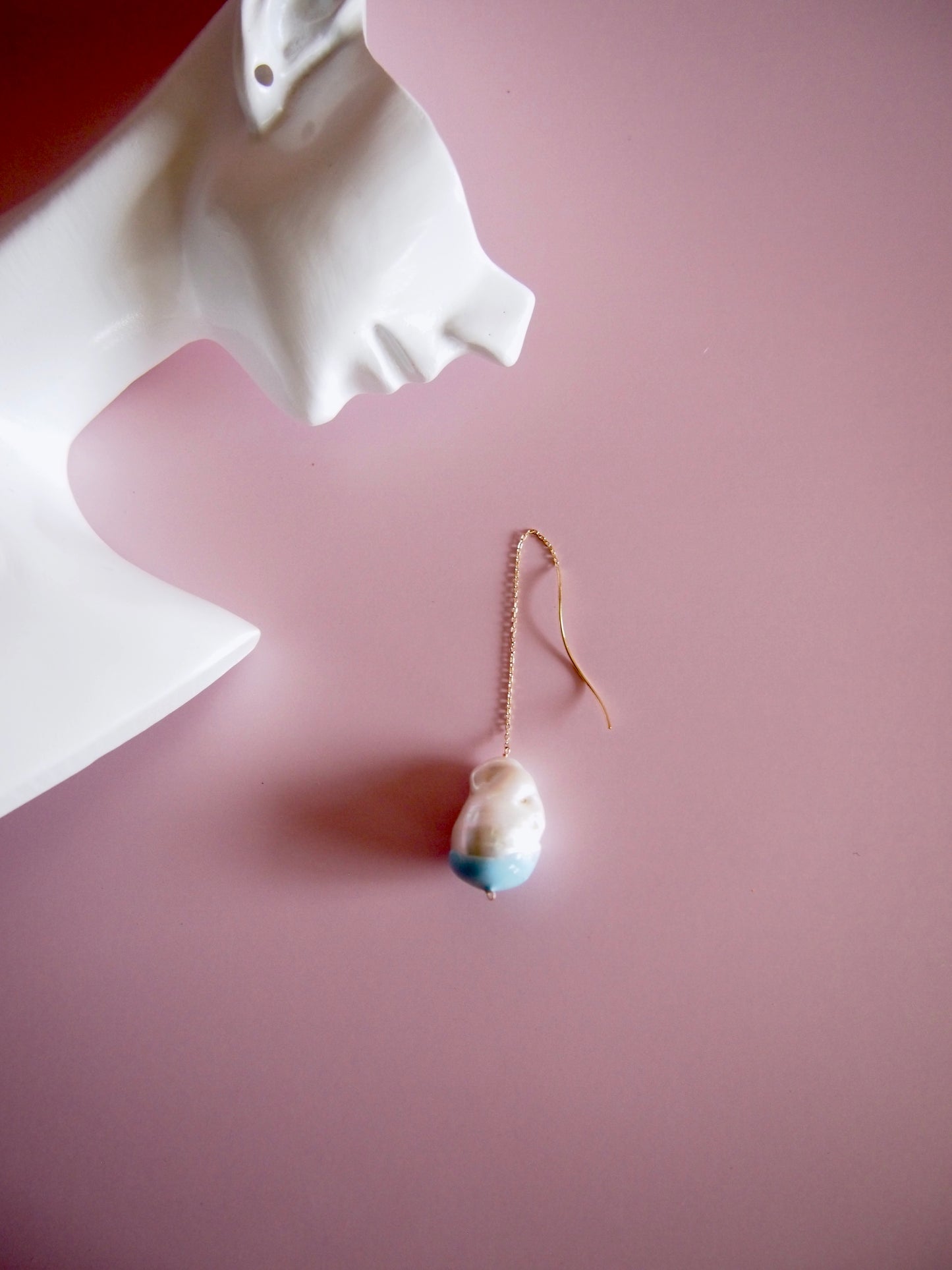 Something BLUE_ Wave long earrings _Baroque Pearl_WHT / Happy Blue K10