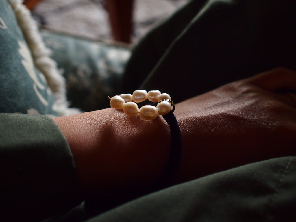 &RINA U Pearl Ribbon Bracelet