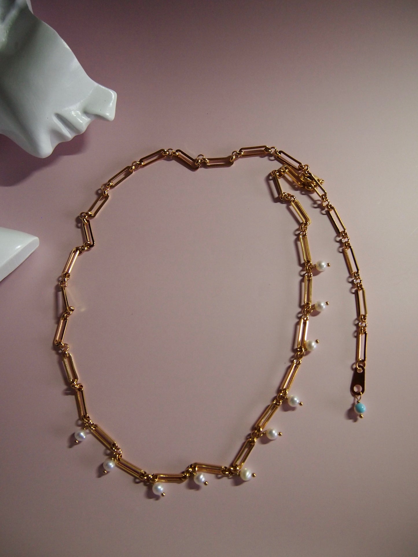 Something BLUE_Chunky Chain Necklace_ Original WHT