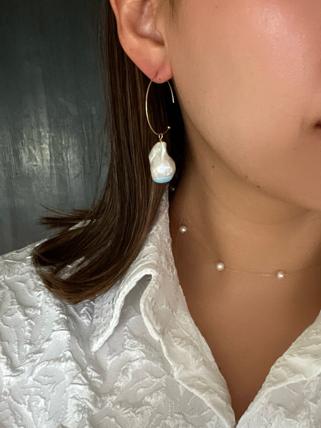 Something BLUE_Hoop earrings L_ Baroque Pearl_WHT K10