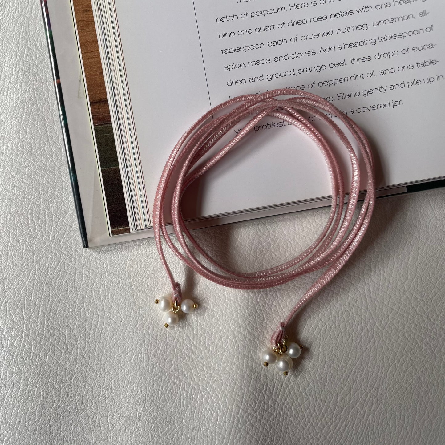 &RINA Pearl Choker Ribbon