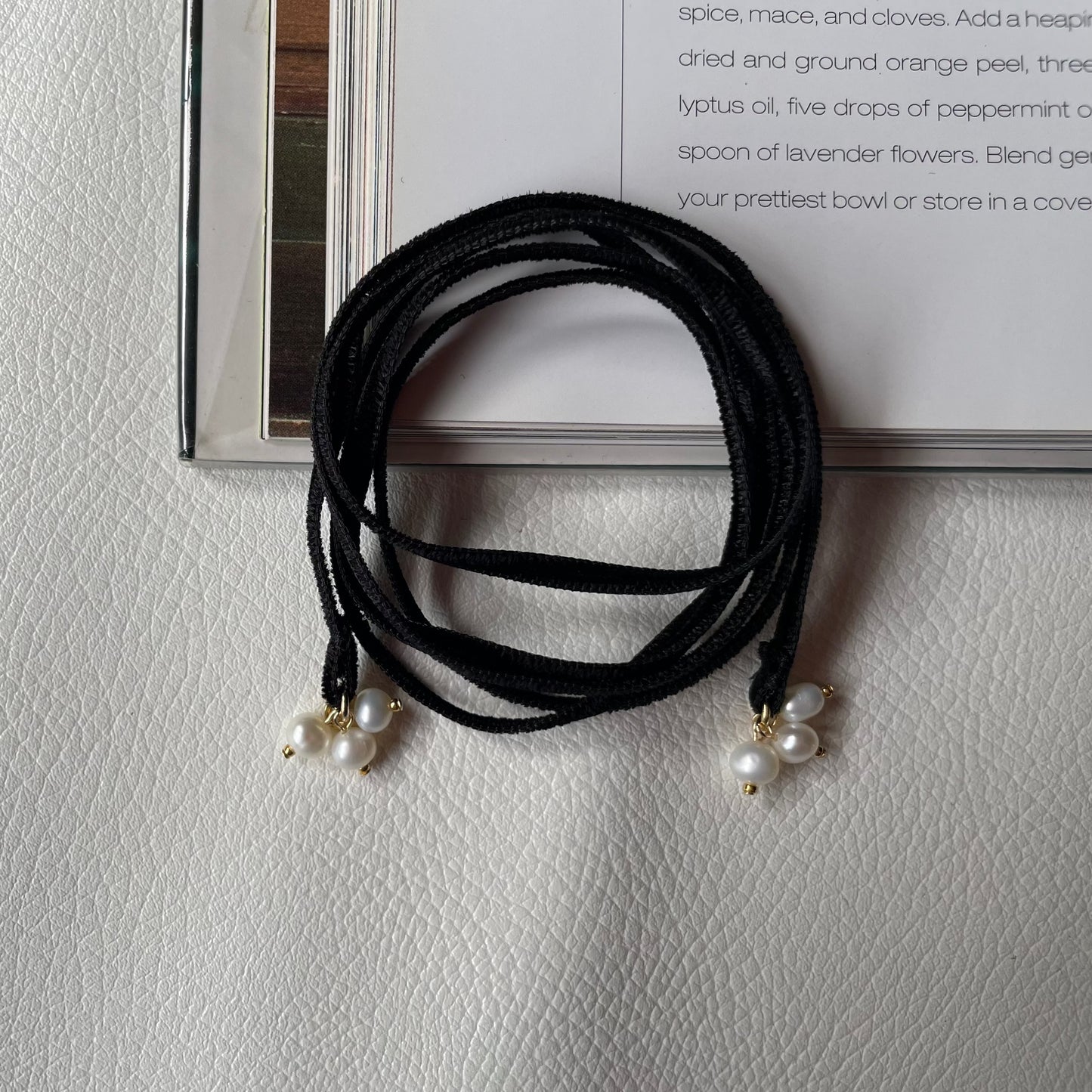 &RINA Pearl Choker Ribbon