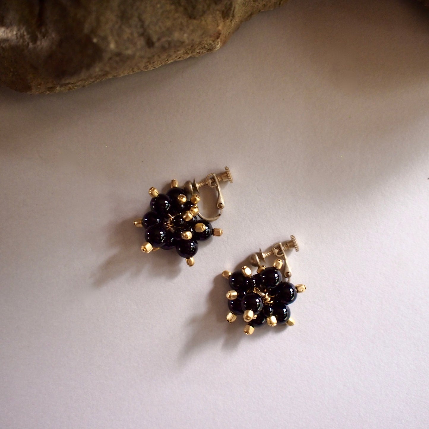 CHELSEA BUBBLE PIERCE/EARRING_BLACK