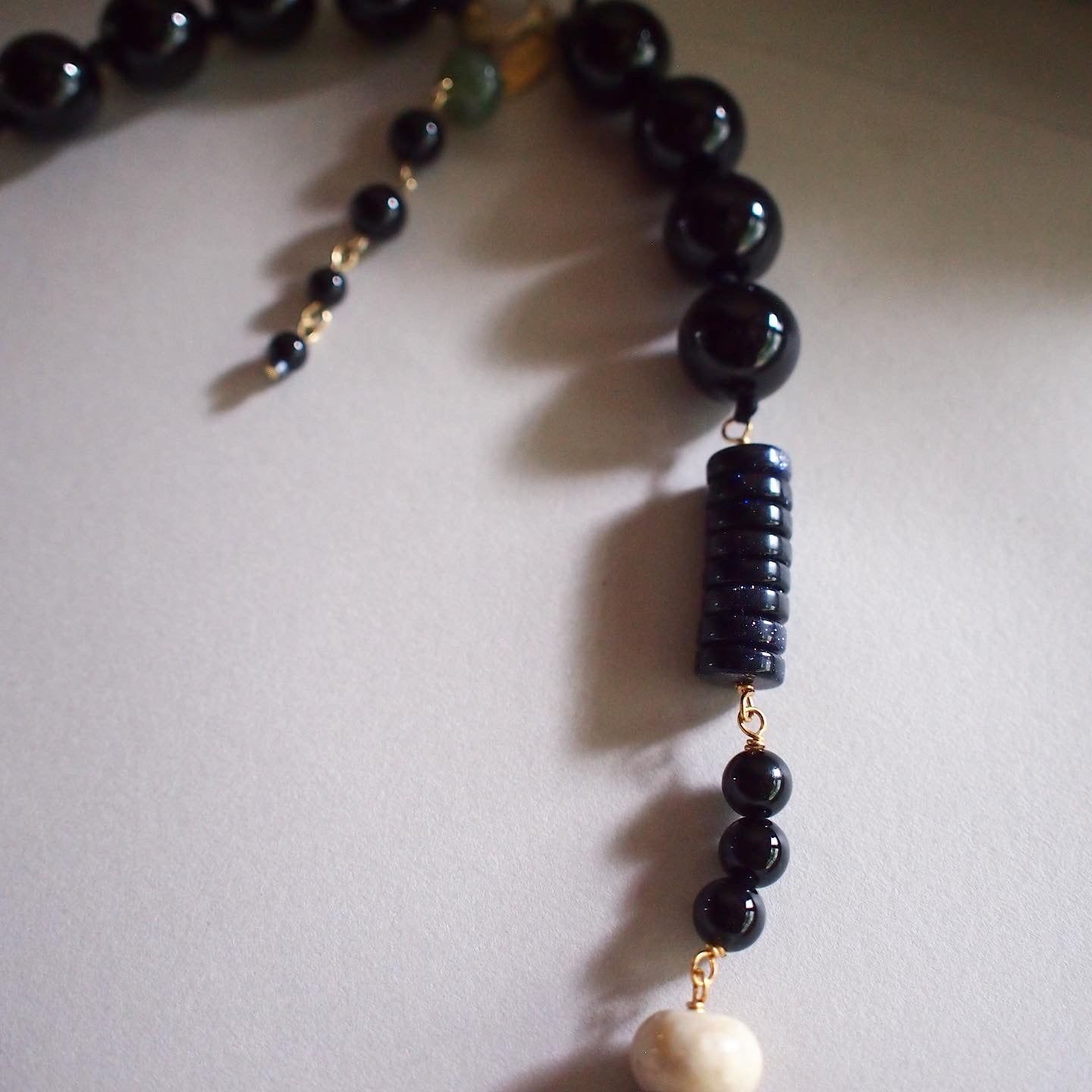 NAVY SUNSET NECKLACE