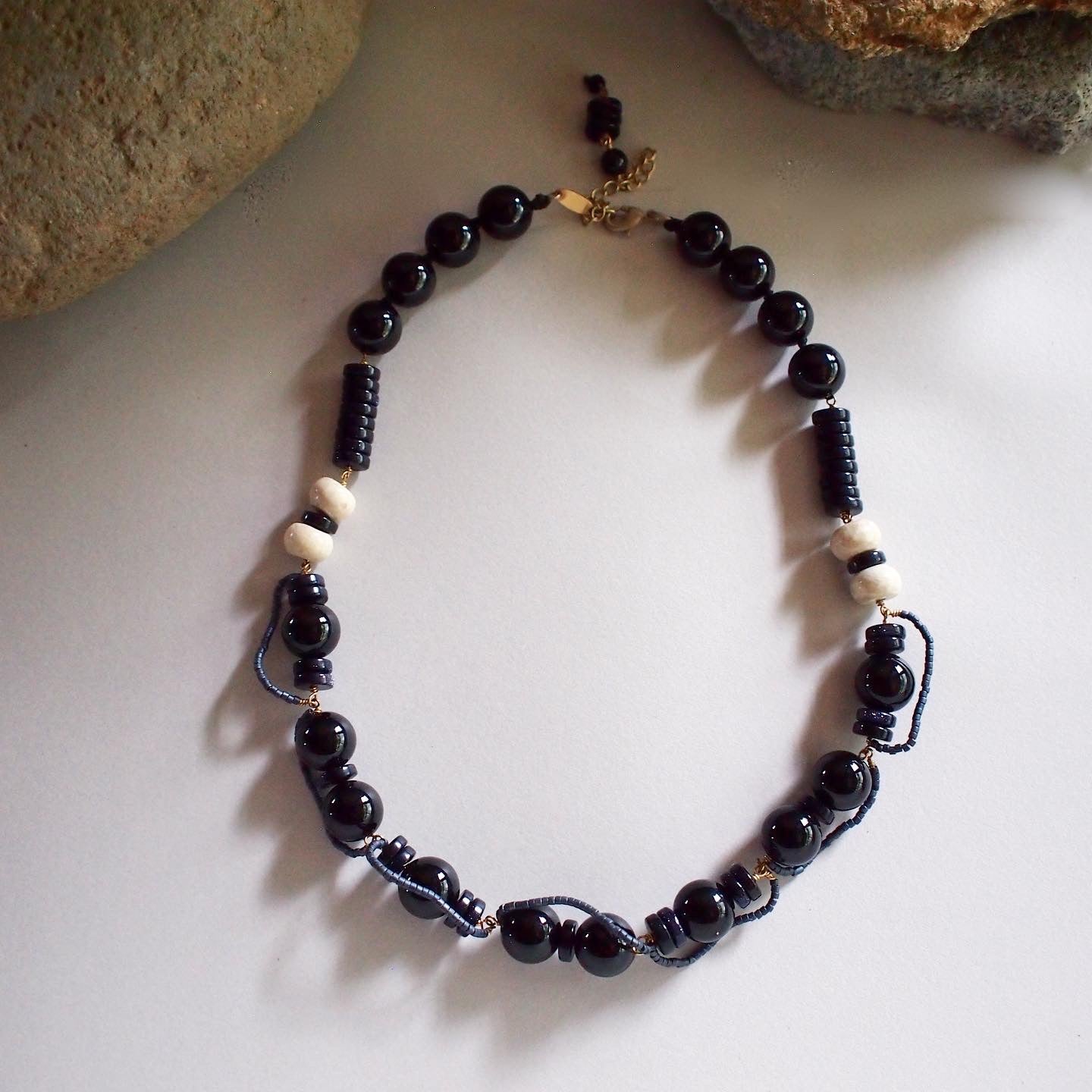 NAVY SUNSET NECKLACE
