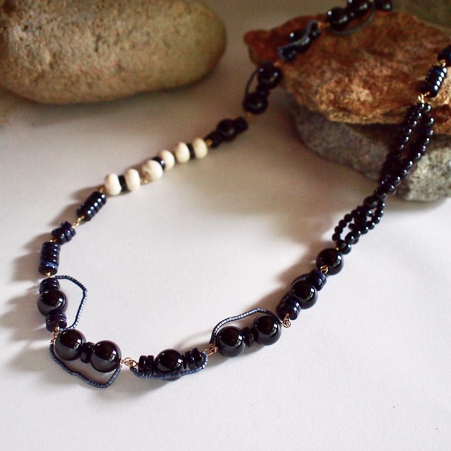 NAVY SUNSET LONG NECKLACE