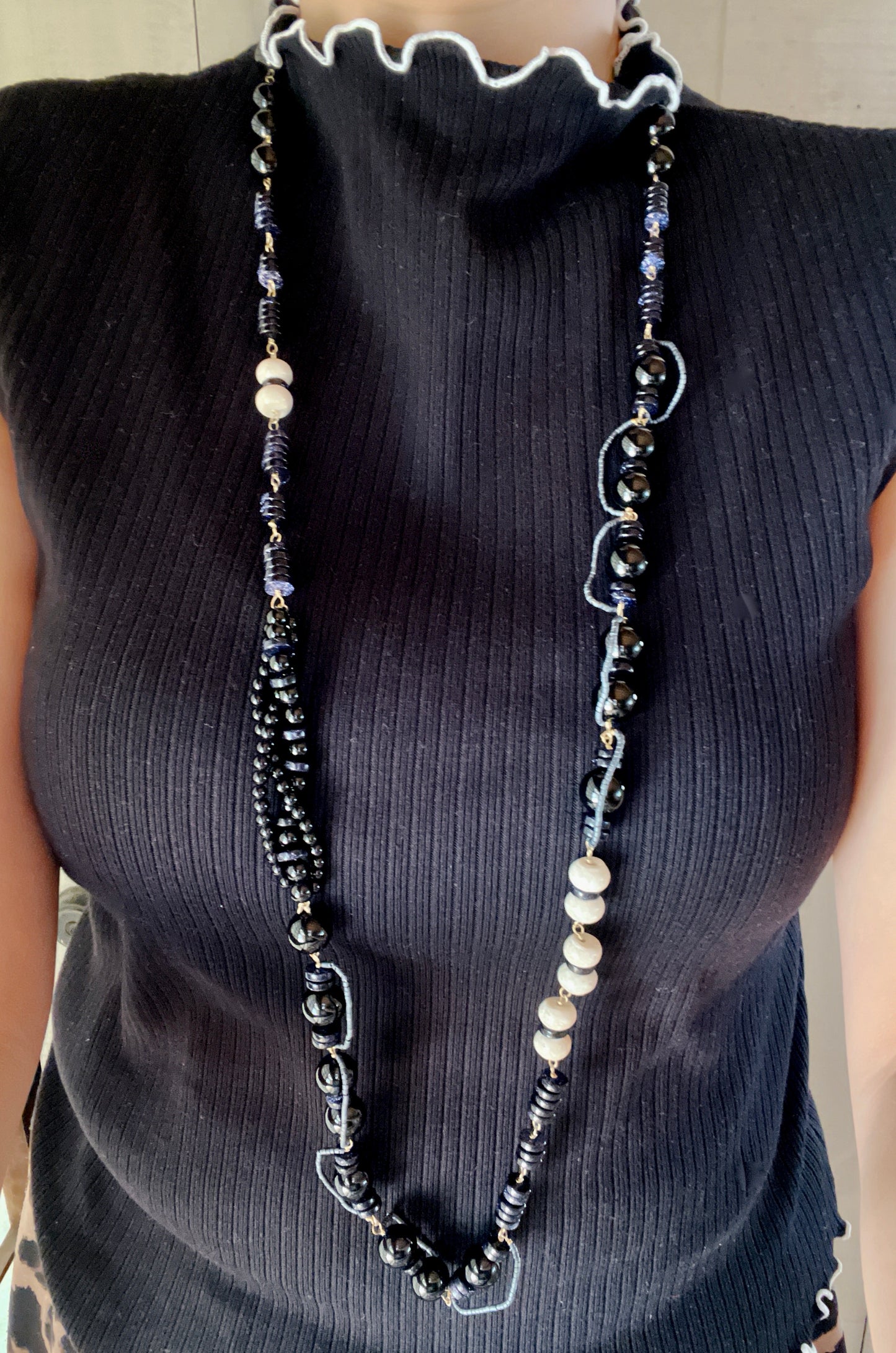 NAVY SUNSET LONG NECKLACE