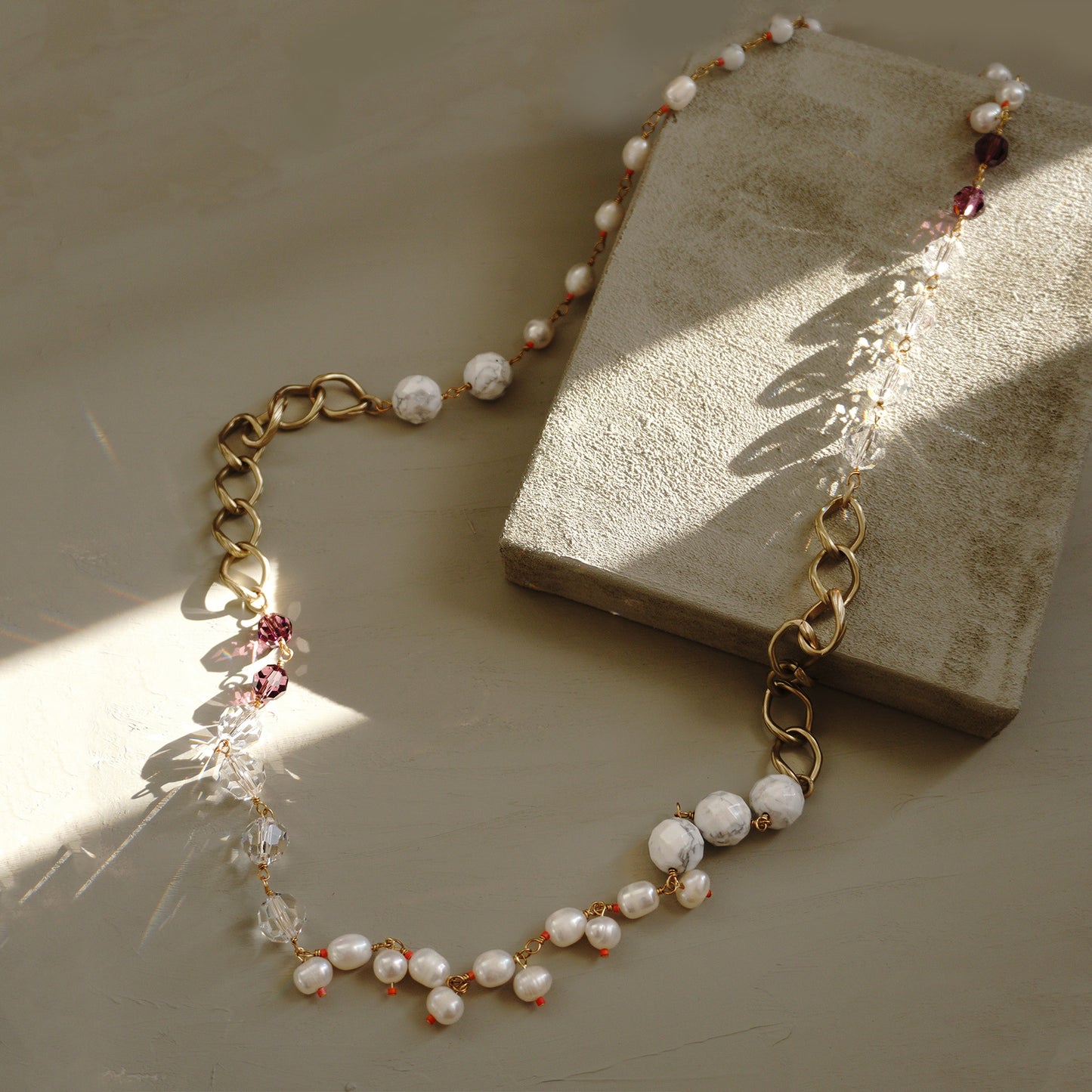 TURKISH WIND MIDDLE NECKLACE