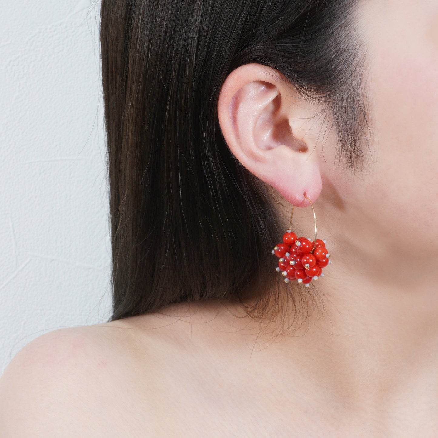 PEBBLY GARDEN HOOP PIERCE