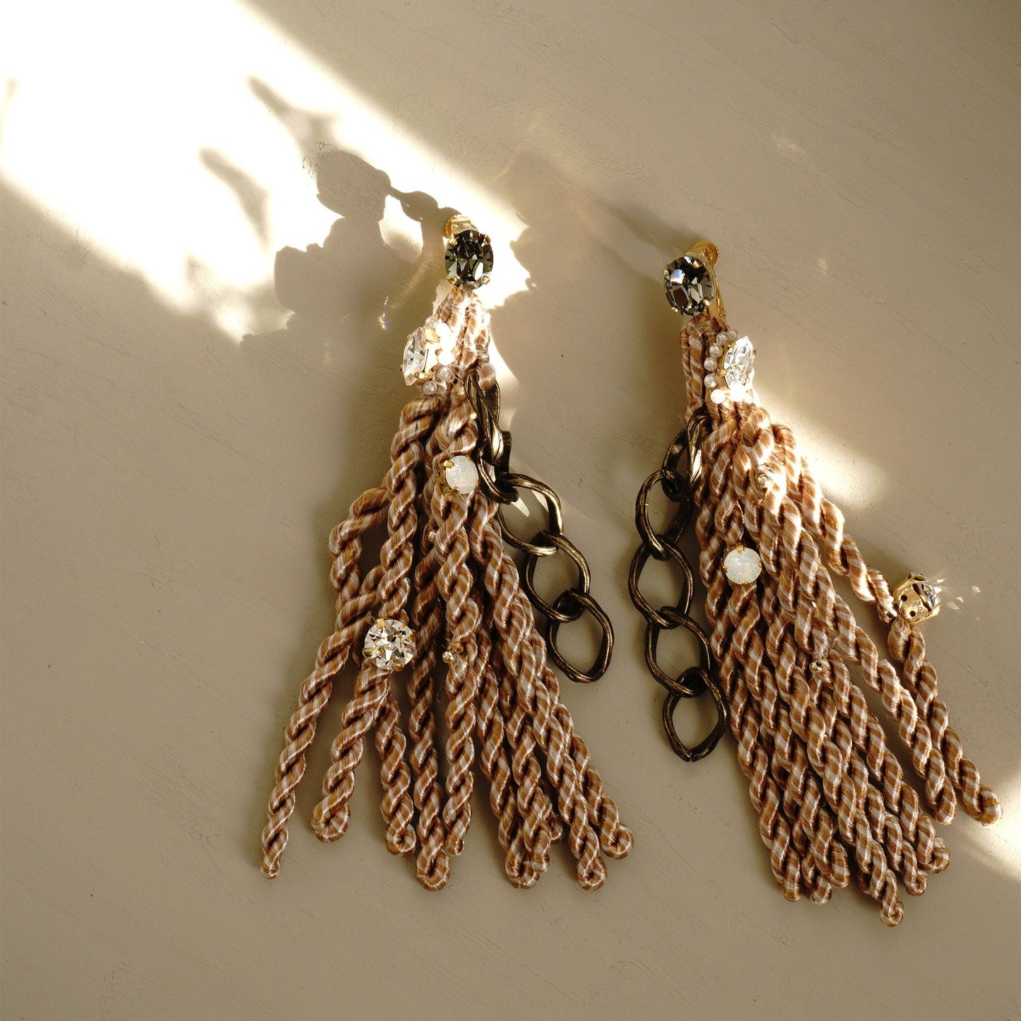 TURKISH WIND FRINGE PIERCE / EARRING