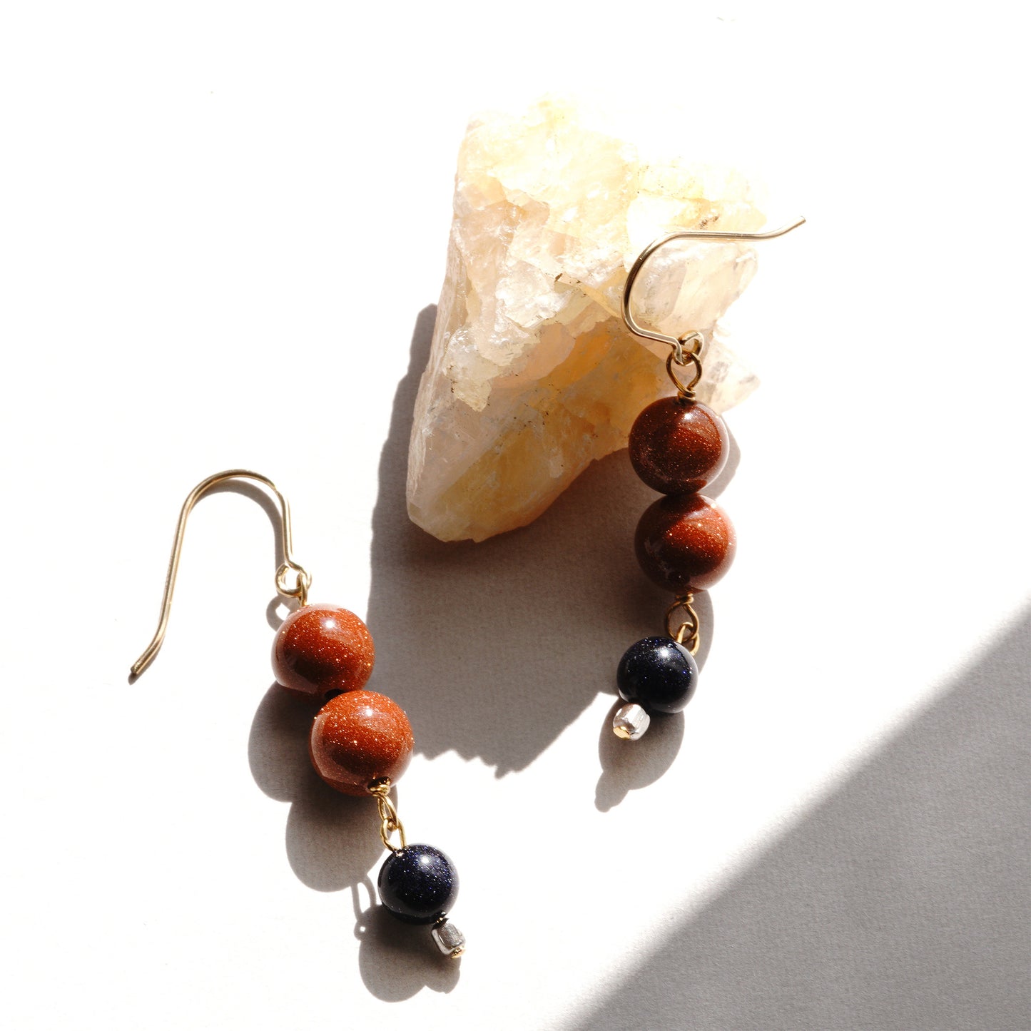 ANITA SHORT PIERCE / EARRING
