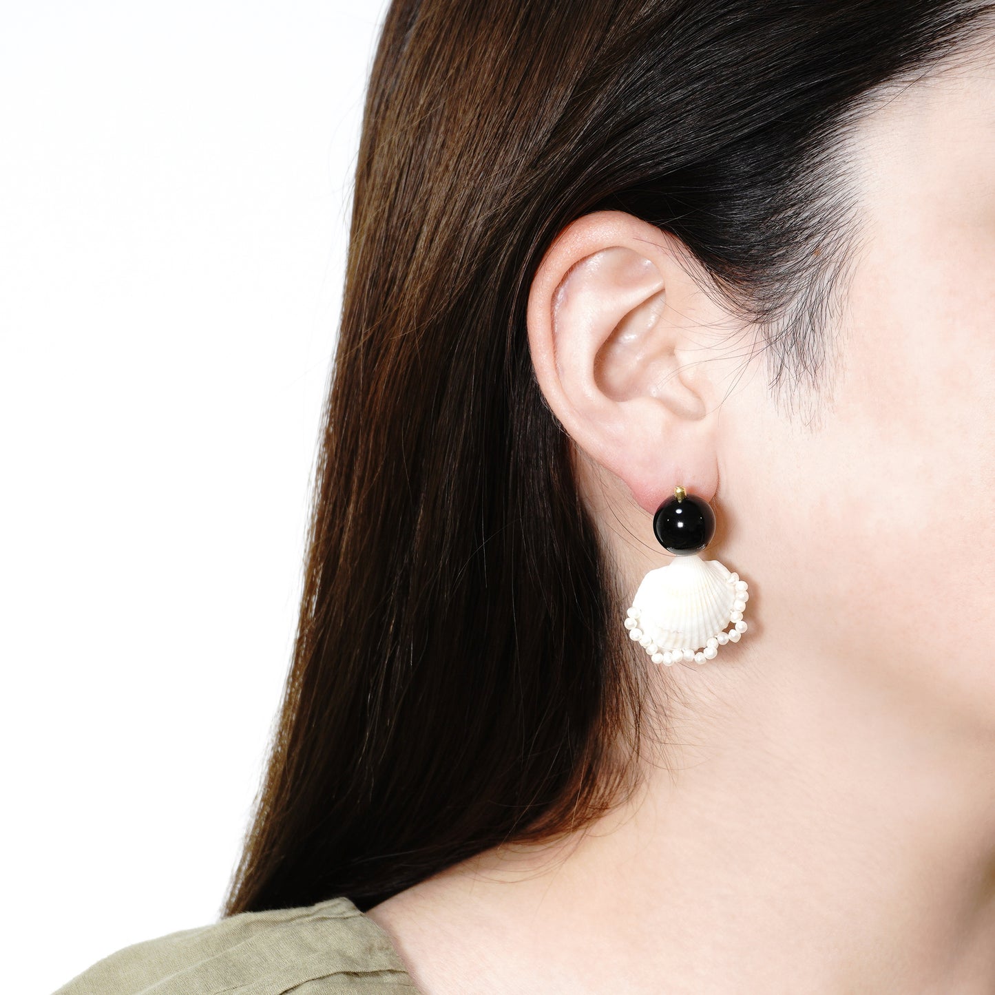 HoiAn DRESS UP SHELL PIERCE/EARRING