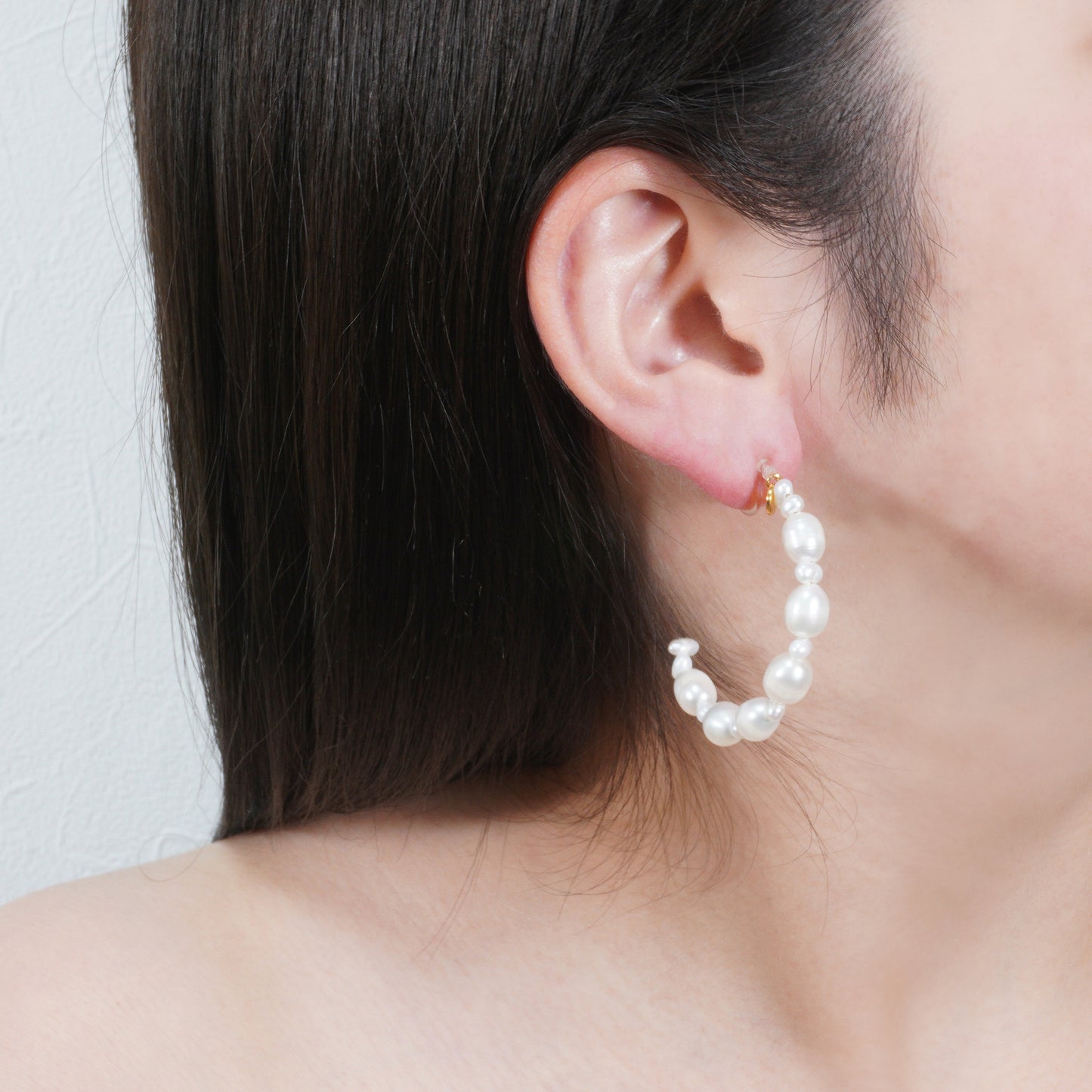 CANDY PEARL HOOP EARRING_L