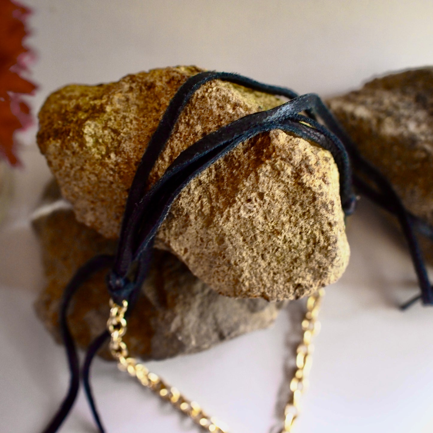CHELSEA CHOKER NECKLACE_BLACK