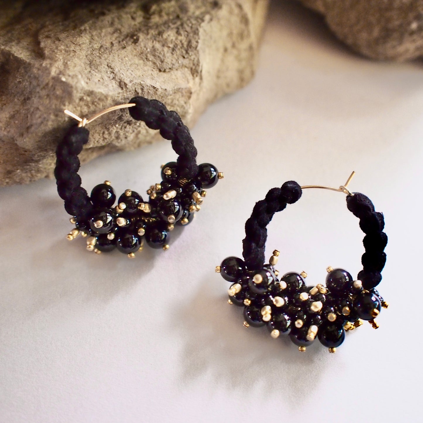 CHELSEA HOOP PIERCE/EARRING_BLACK