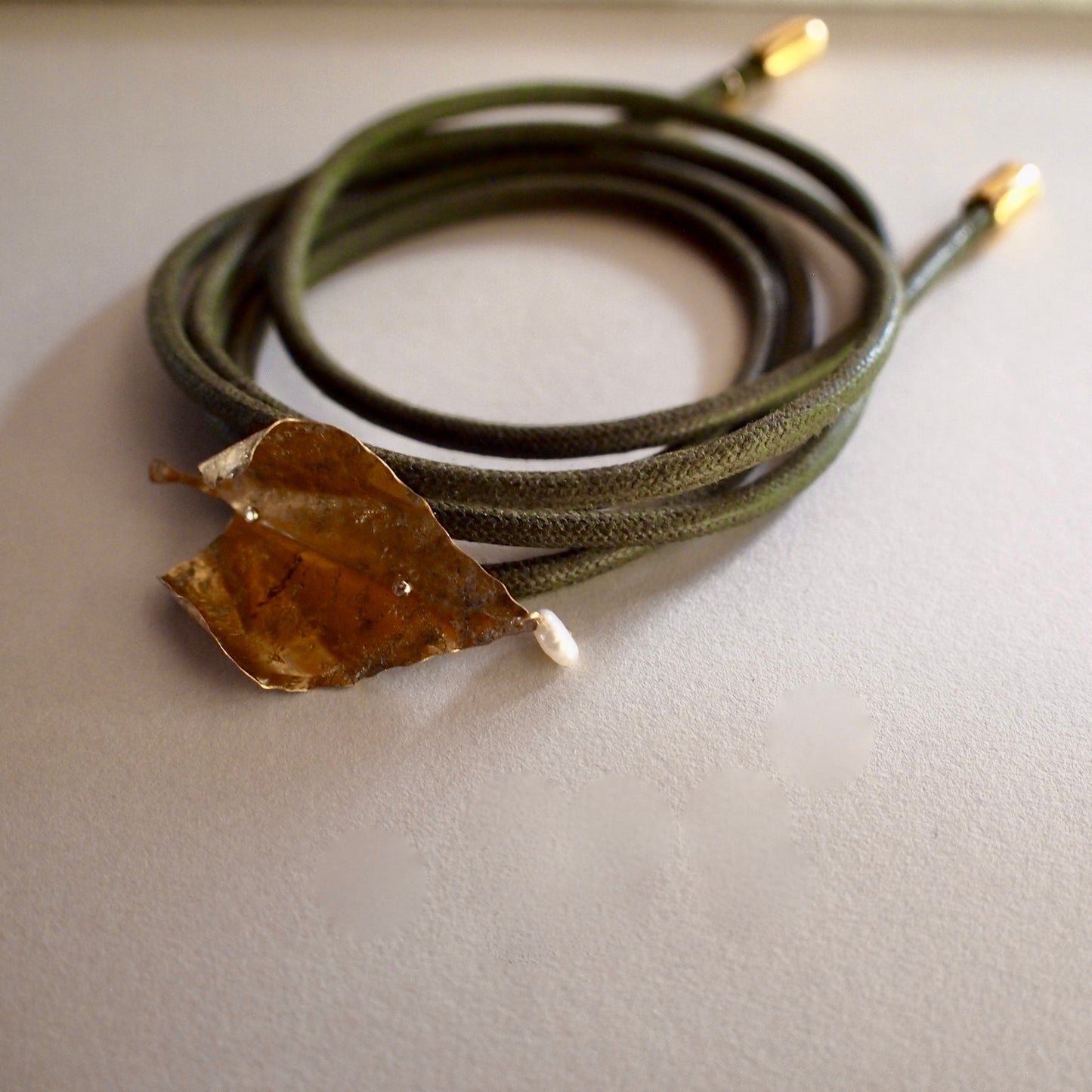 【FUSION】_ DOKUDAMI leaf / Code Choker