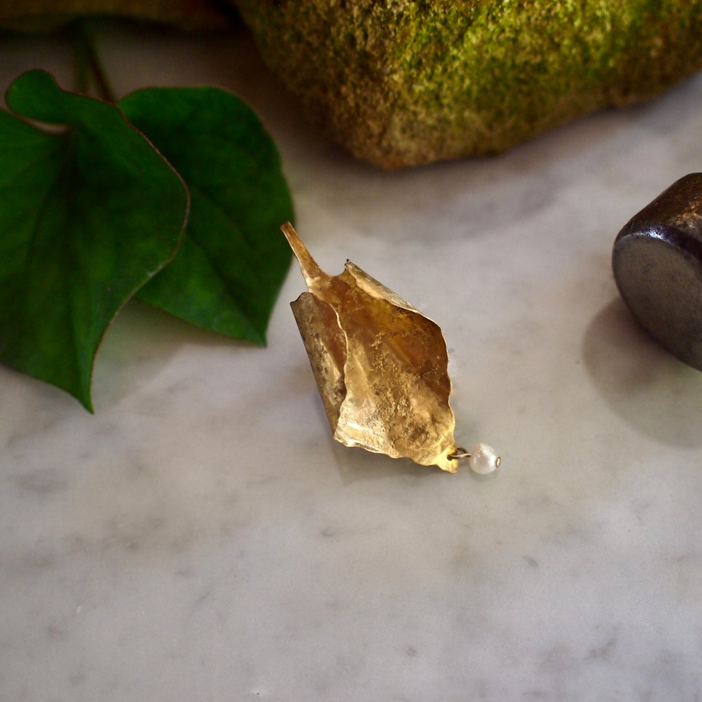 【FUSION】_ DOKUDAMI leaf / PIERCE/EARRING Single