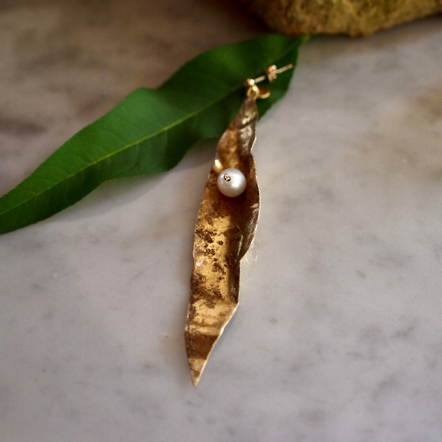 【FUSION】_ HANAMOMO leaf / PIERCE/EARRING Single