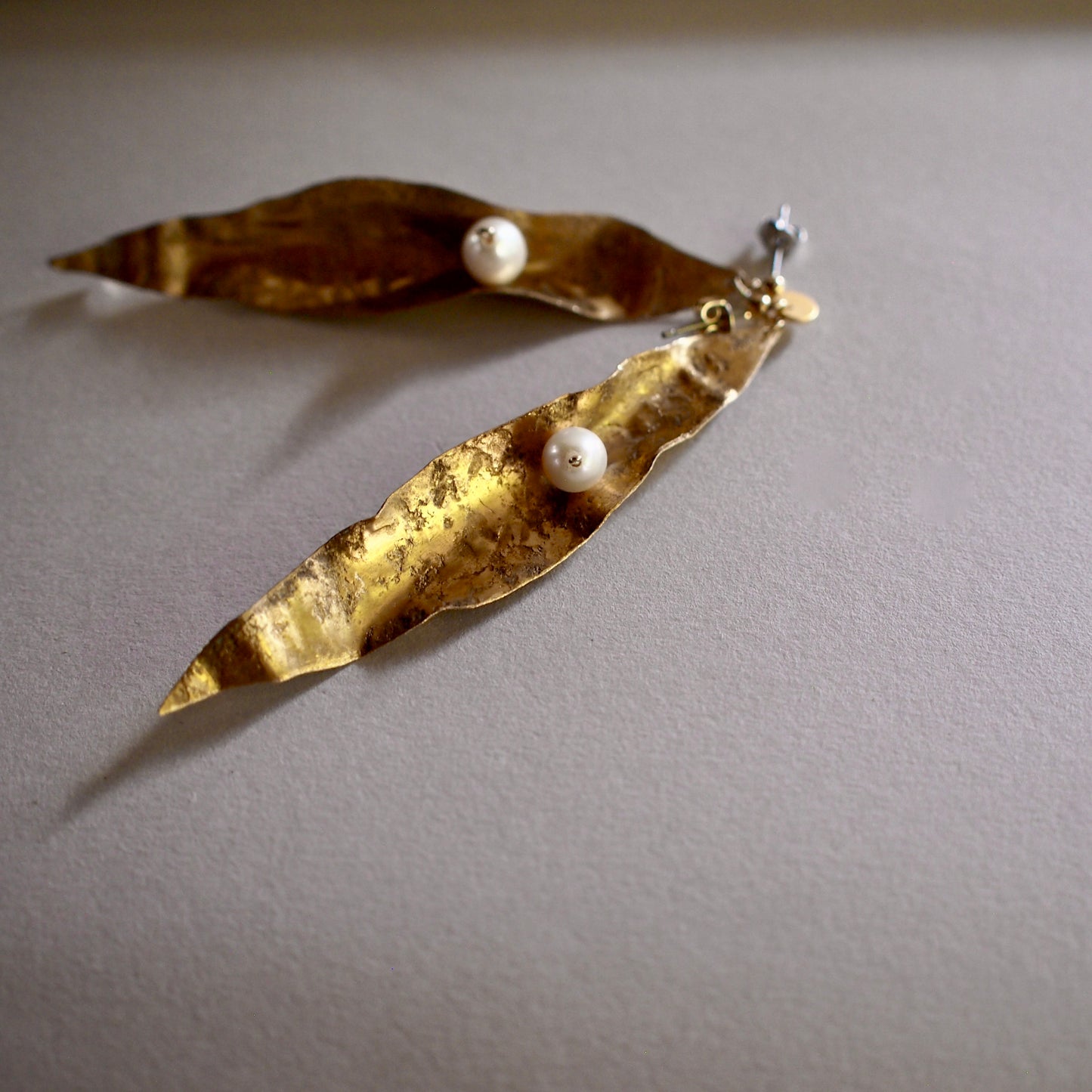 【Fusion】_ HANAMOMO leaf /PIERCE/EARRING