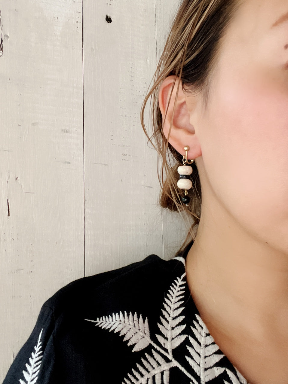 NAVY SUNSET SHORT PIERCE / EARRING