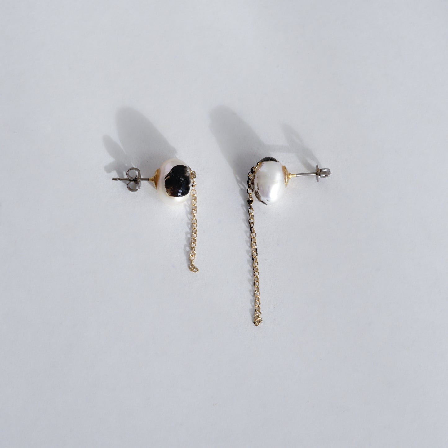 en【一華】 MIDDLECHAIN PIERCE / EARRING