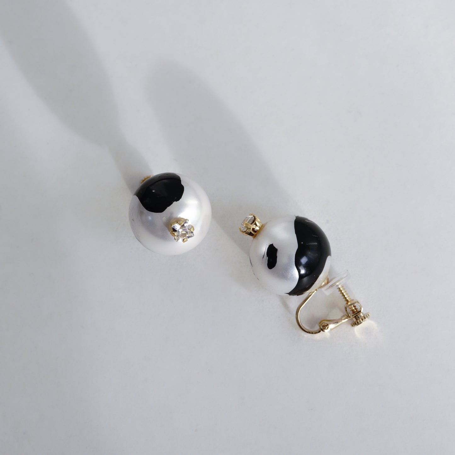 en【煌き】ONESTONE PIERCE / EARRING