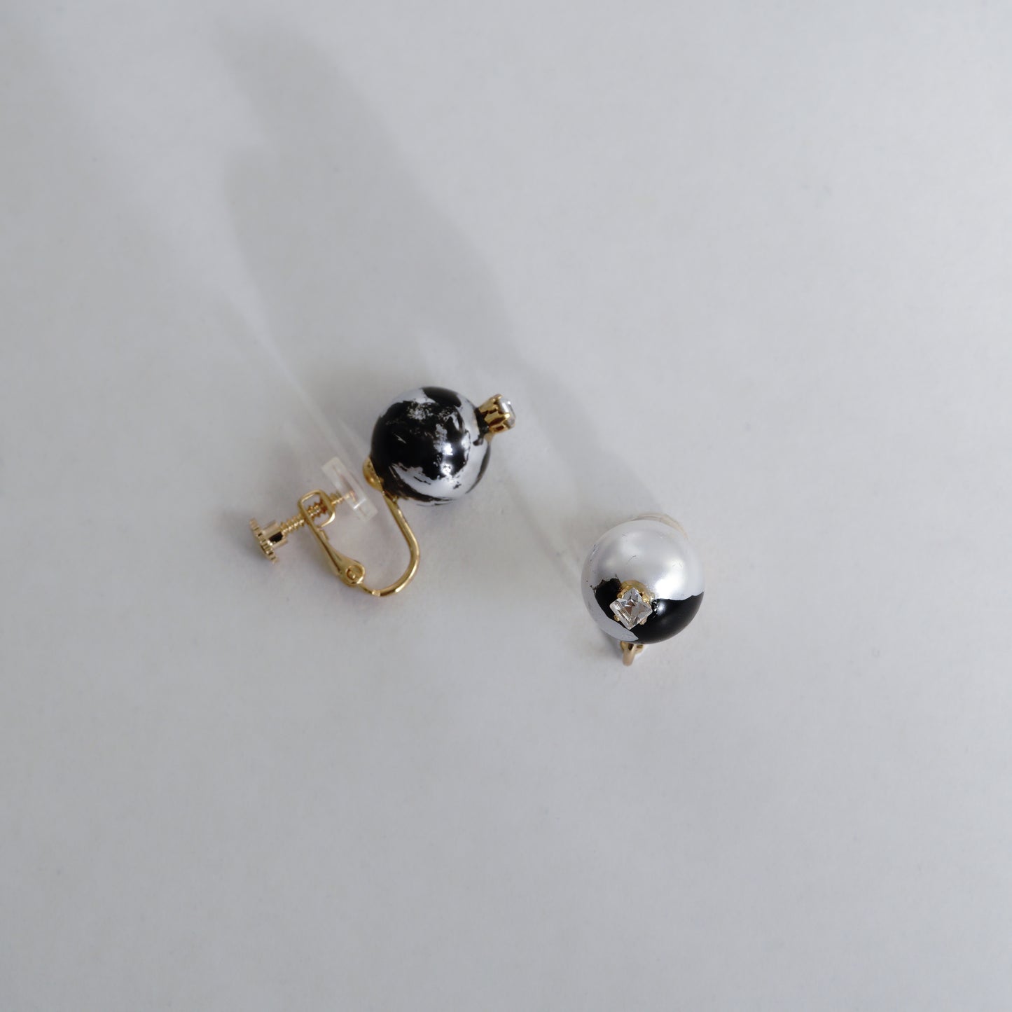 en【煌き】ONESTONE S PIERCE / EARRING