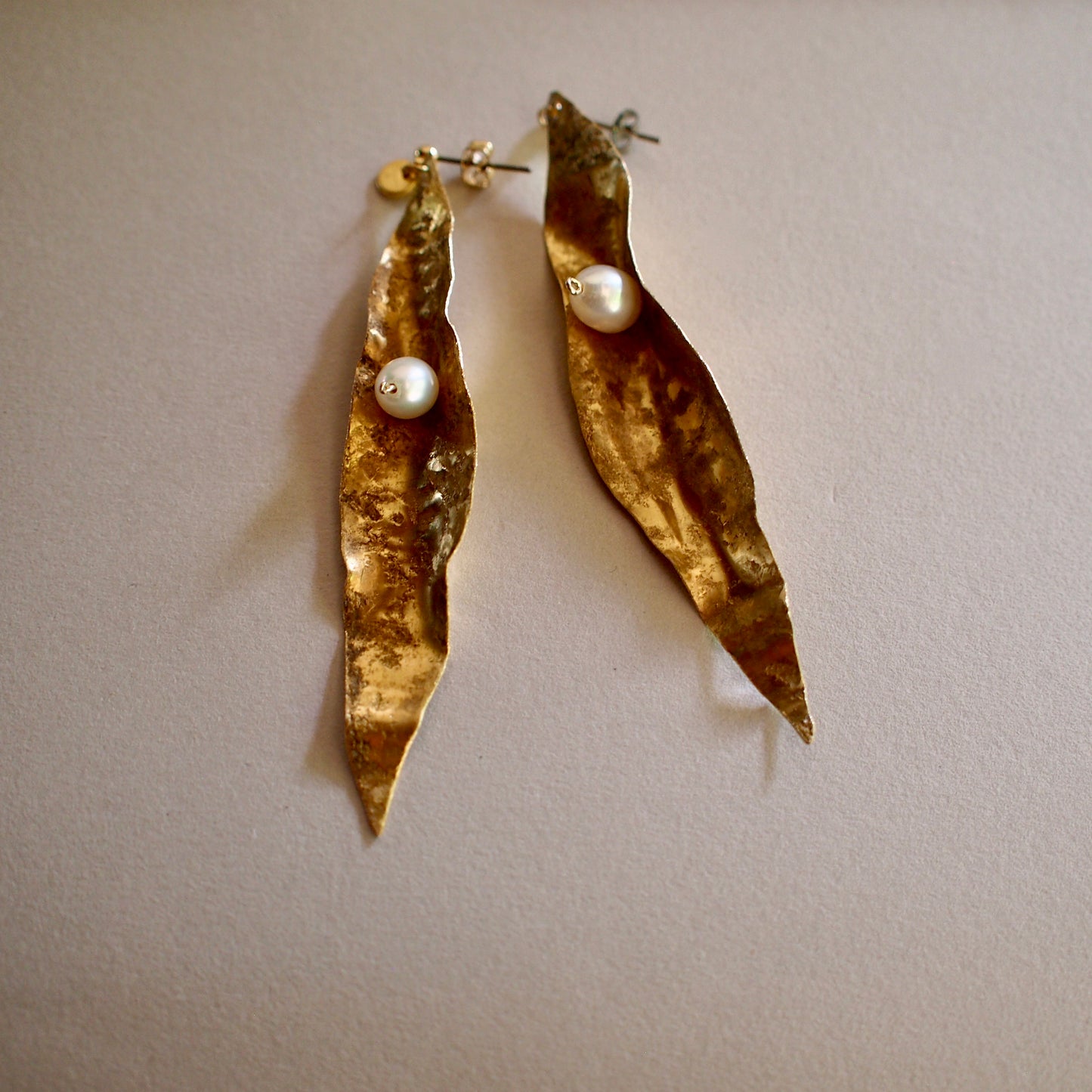 【FUSION】_ HANAMOMO leaf / PIERCE/EARRING Single