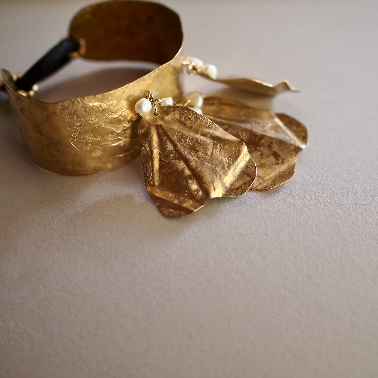 【FUSION】_ PETAL / Bangle Bracelet