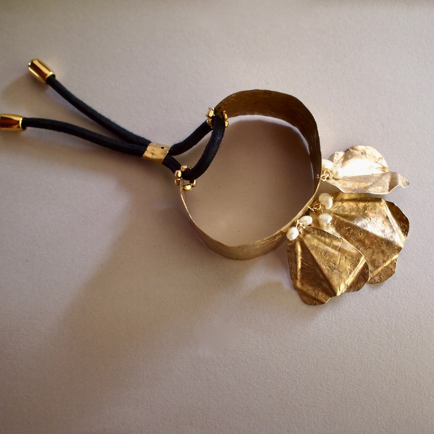 【FUSION】_ PETAL / Bangle Bracelet