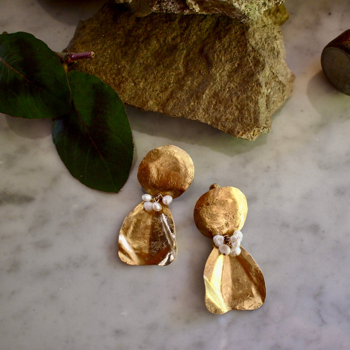 【FUSION】_ PETAL / PIERCE/EARRING_ moon petal