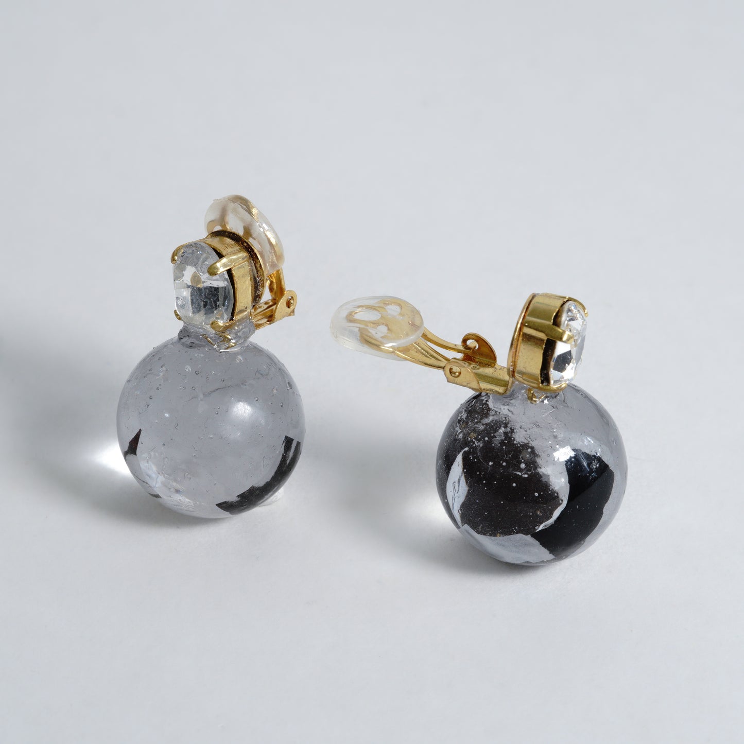 en【WASHI】 ROUND CRYSTAL L PIERCE / EARRING