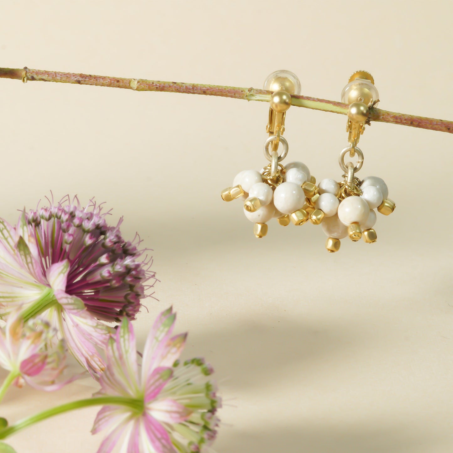 MONICA BUBBLE EARRING