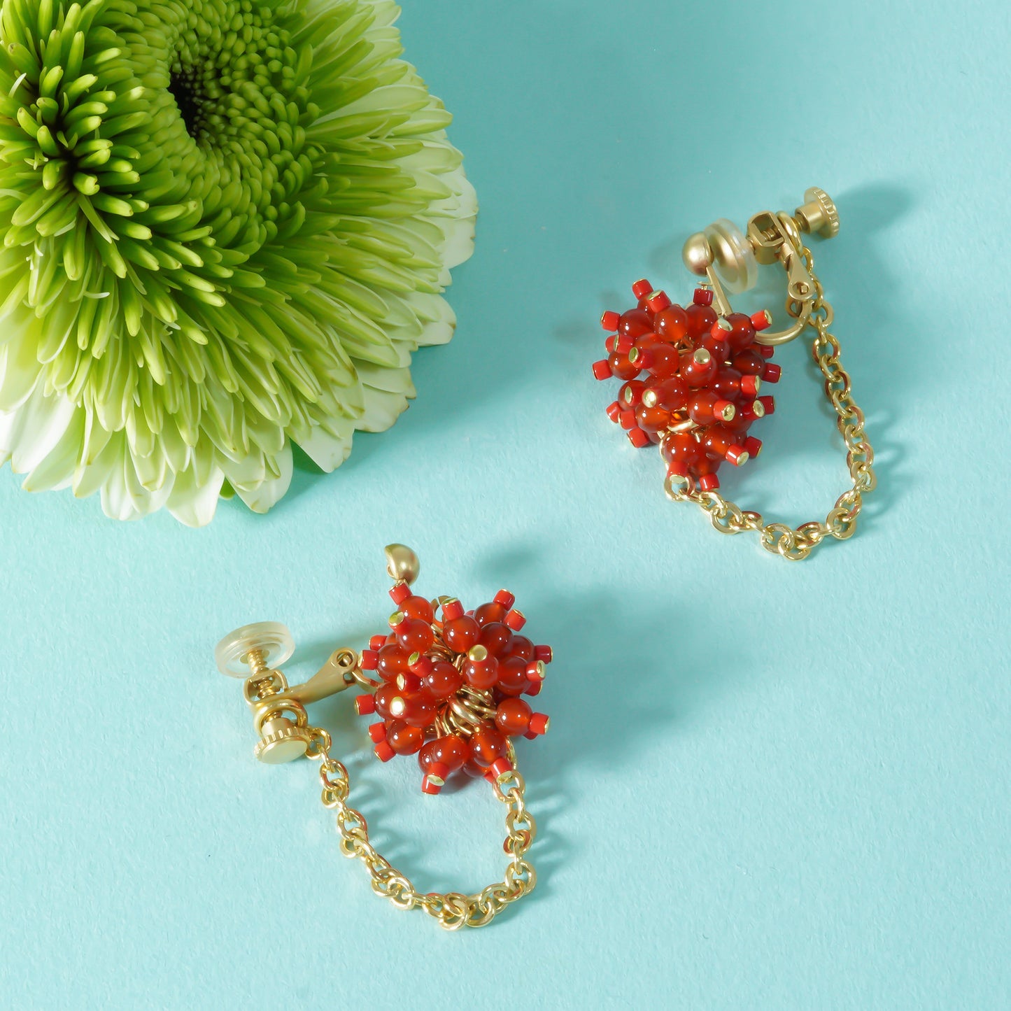 PEBBLY GARDEN CHAIN PIERCED / EARRING _RED