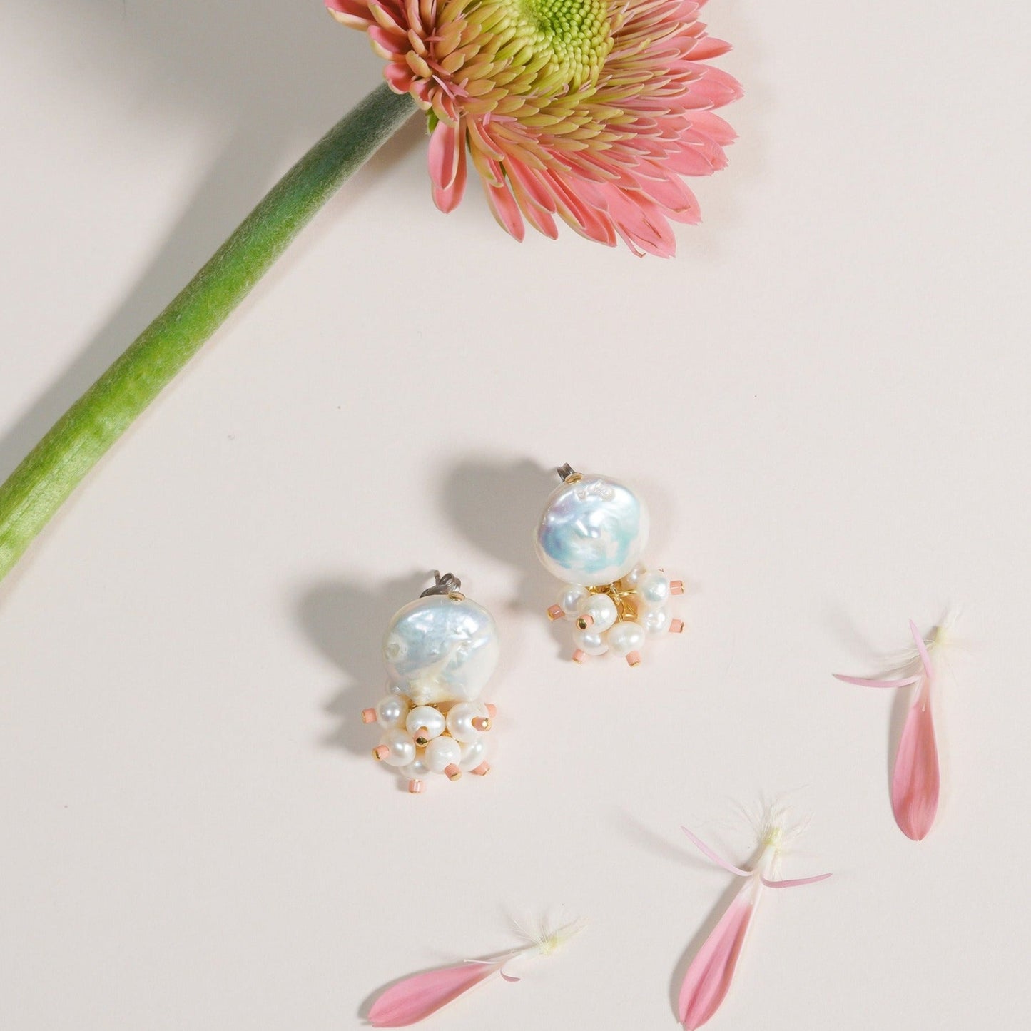 CANDY PEARL SHORT PIERCE