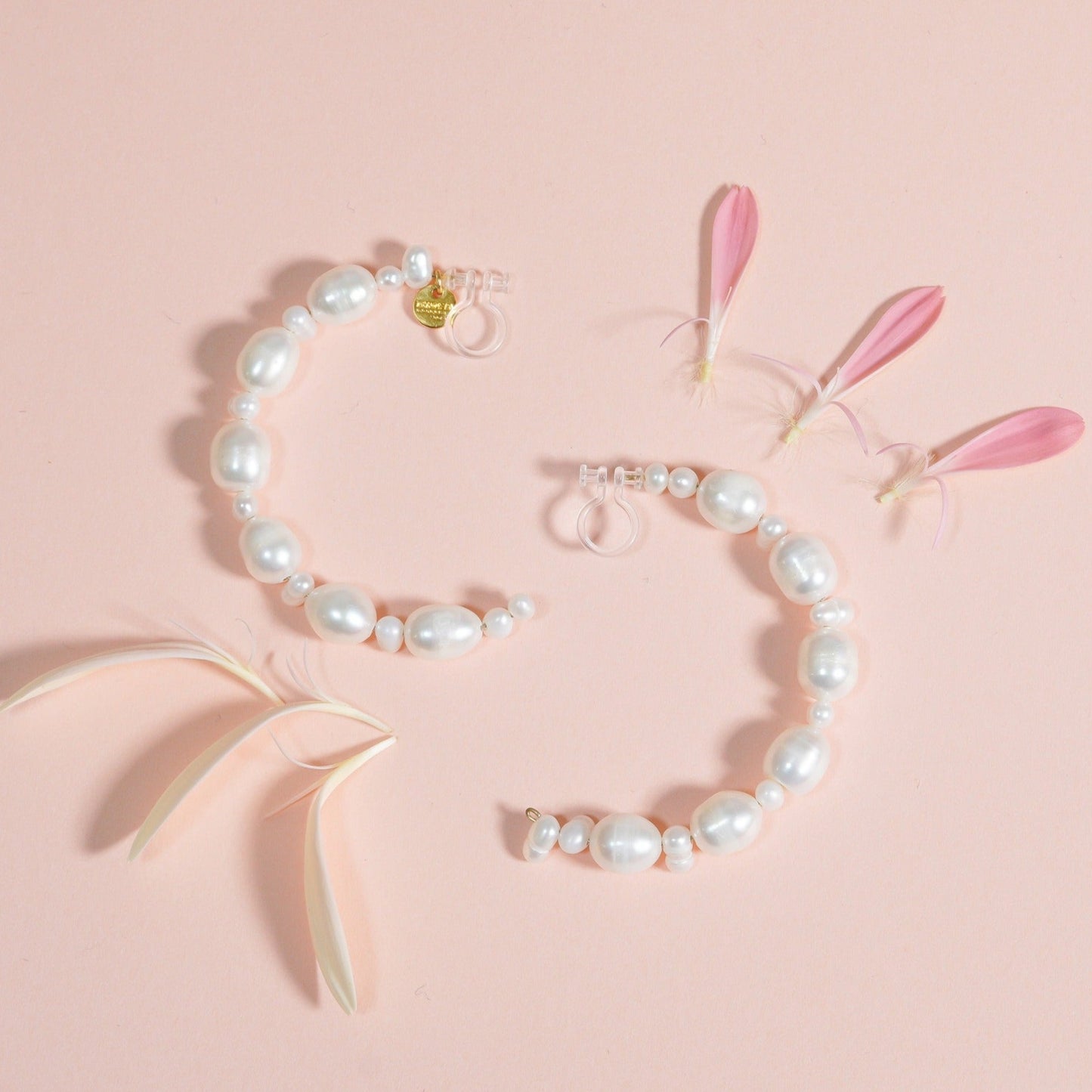 CANDY PEARL HOOP EARRING_L